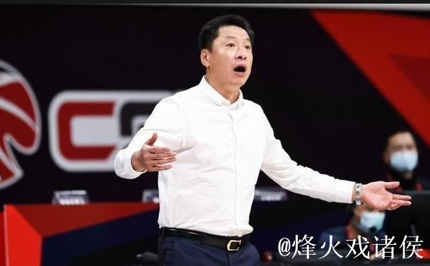 李春江、朱芳雨互动频繁，有望重返广东队，李楠儿子重伤赛季报销