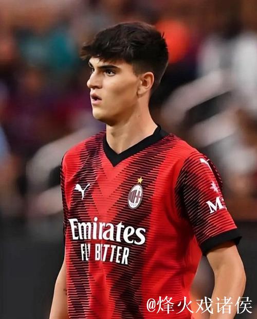 巴尔特萨吉梅开二度 米兰2-2萨索洛